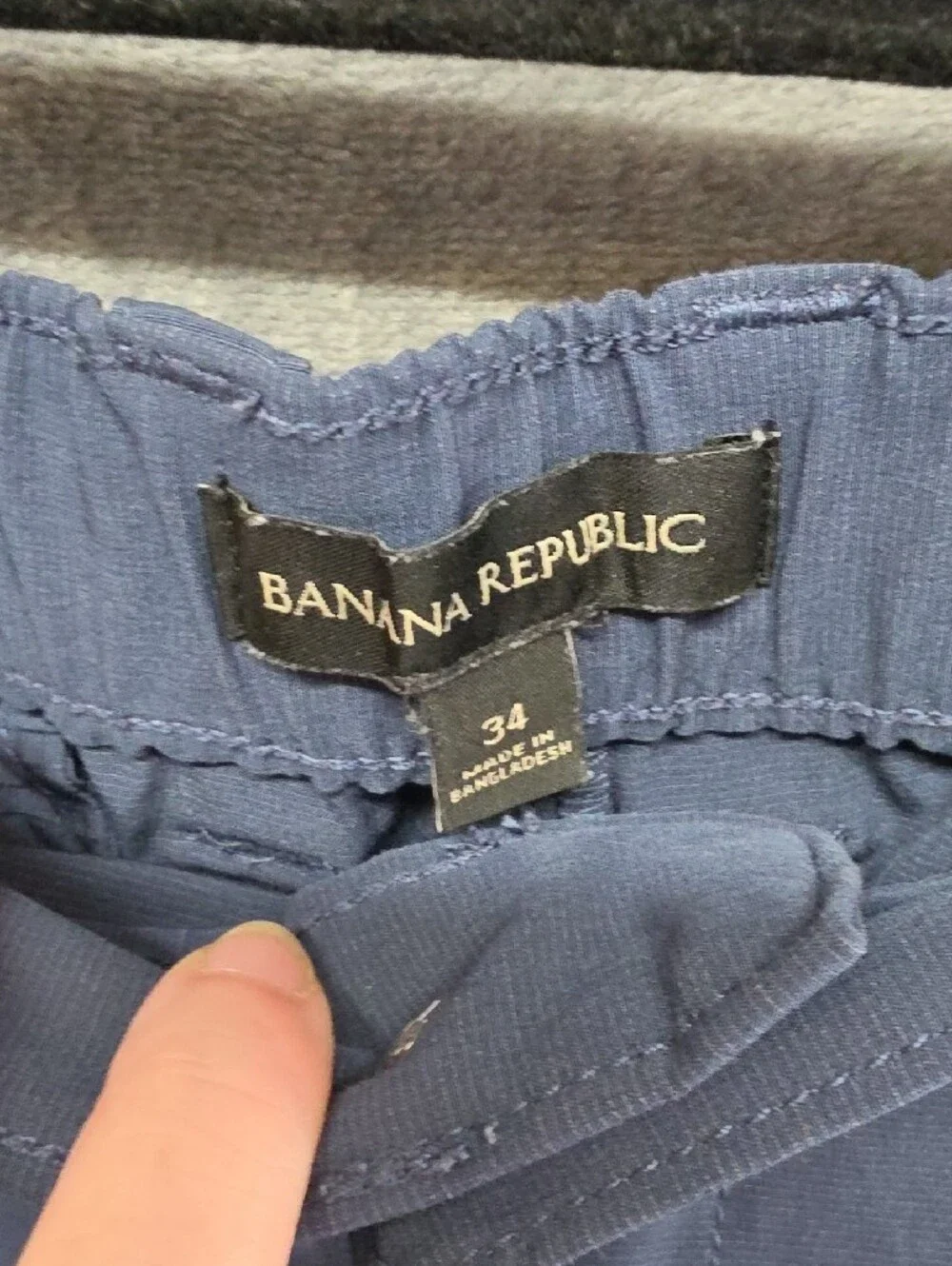 Banana Republic Men's Flat Front Shorts - Blue